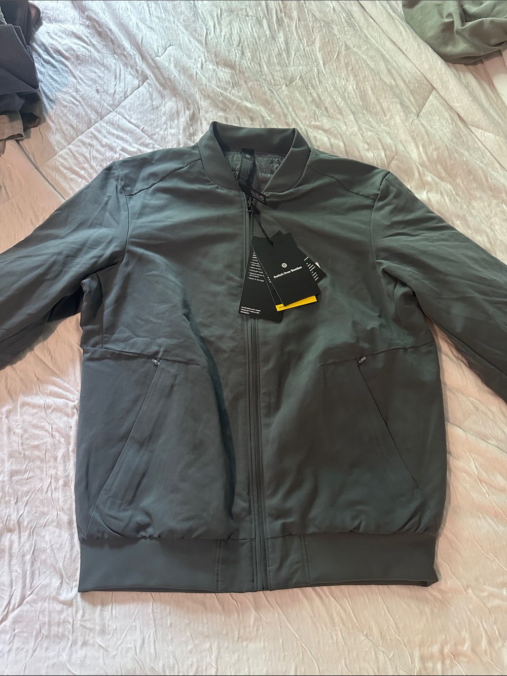 Men’s LULULEMON Switch Over Bomber Jacket NWT Small